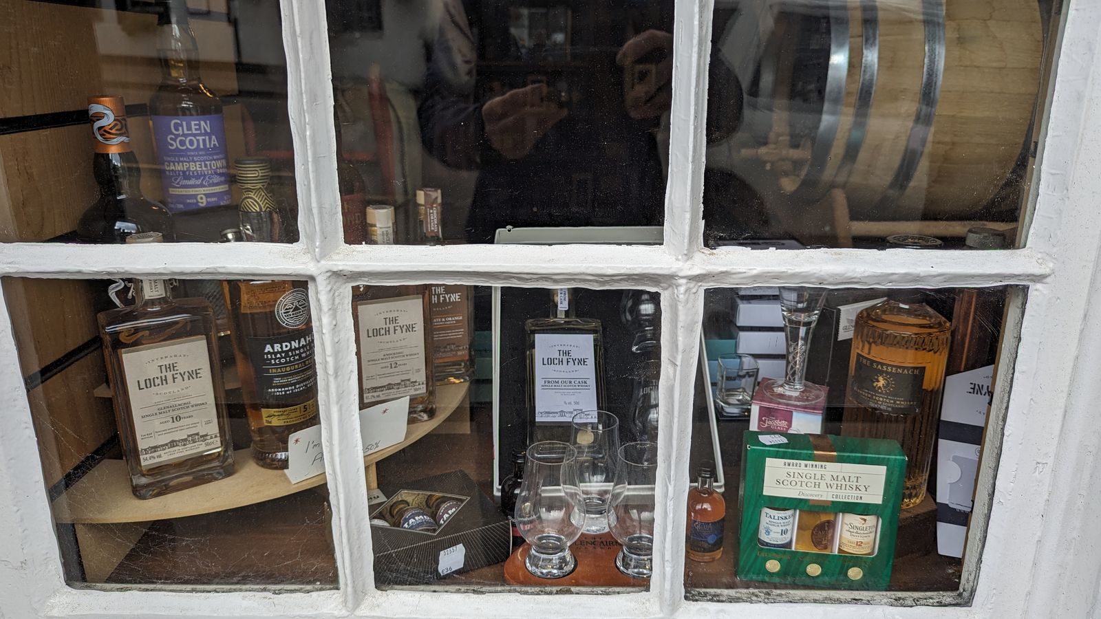 The window of Loch Fyne Whiskies, the famous Inveraray whisky shop