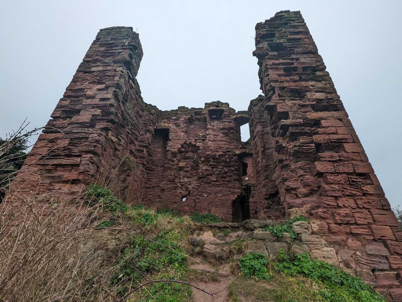 The surviving tower of Macduffs Castle, East Wemyss.