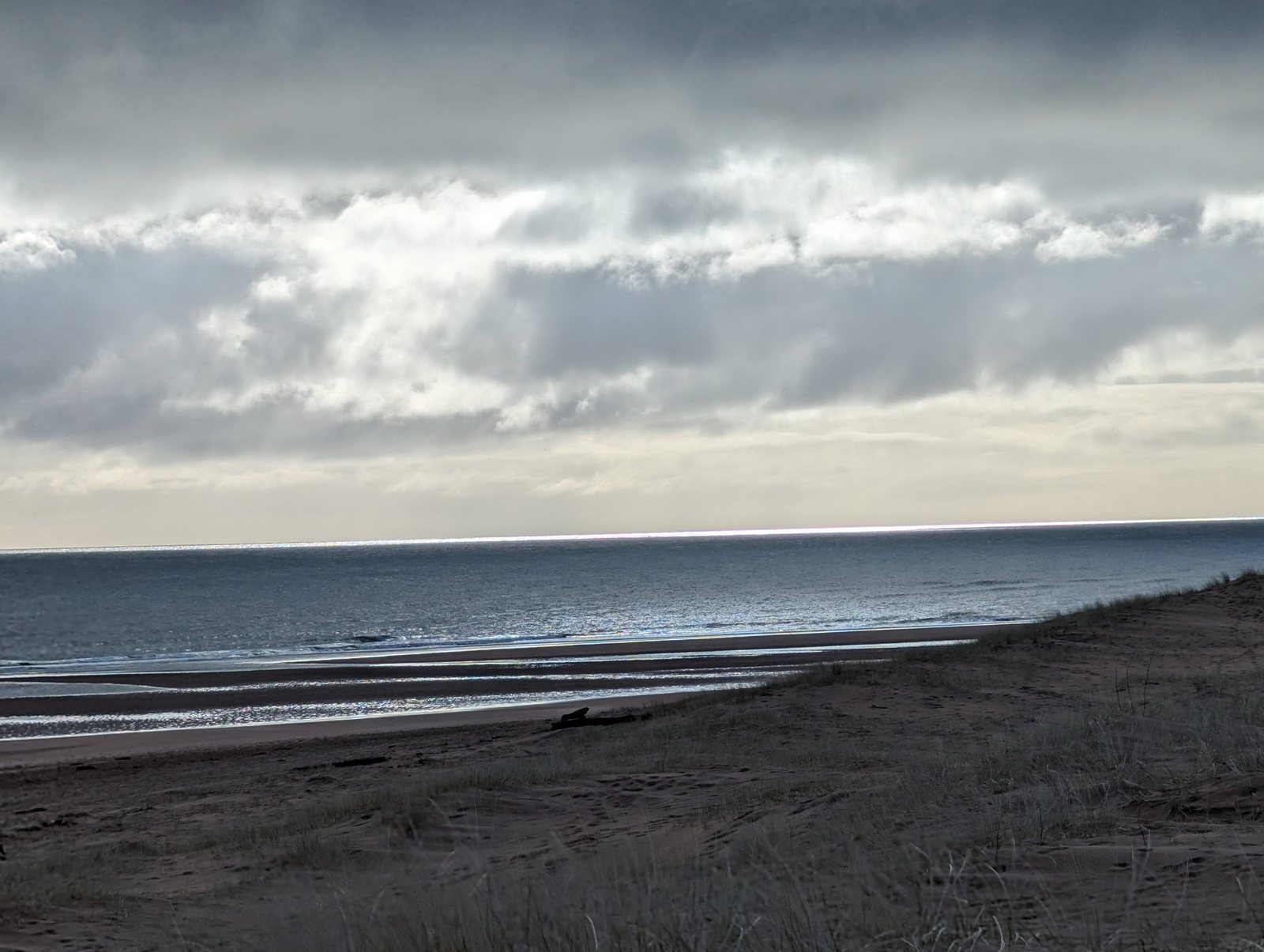 Moody sea and sky over the beach at Newburgh.